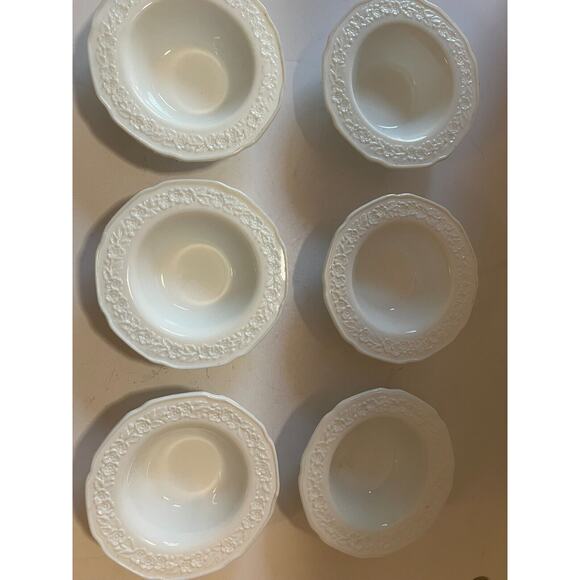 Set of 6 Indiana White Milk Glass Orange Blossom Berry Dessert Bowls - Picture 6 of 14
